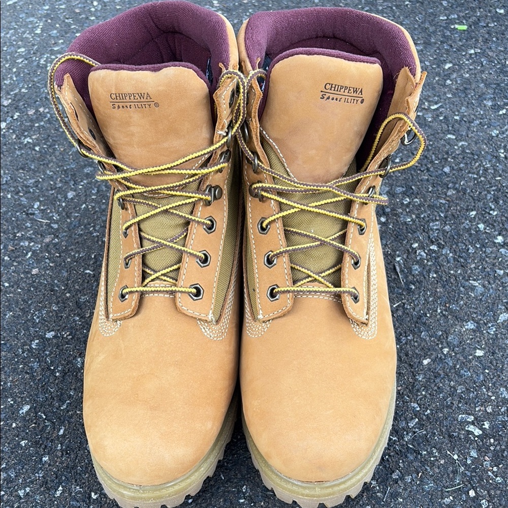 Chippewa Tan Boots never worn brand new